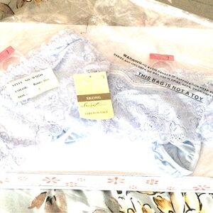 Skong thong Women's Lace Intimates in Light Blue New size 7. .. 2 pk.